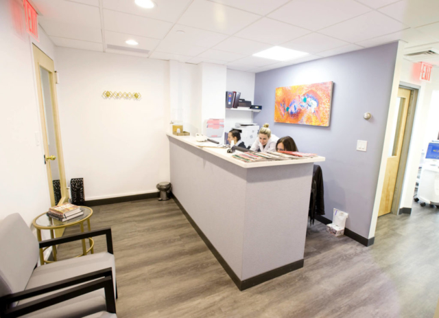 Madison Avenue Dental Studio - Front Desk
